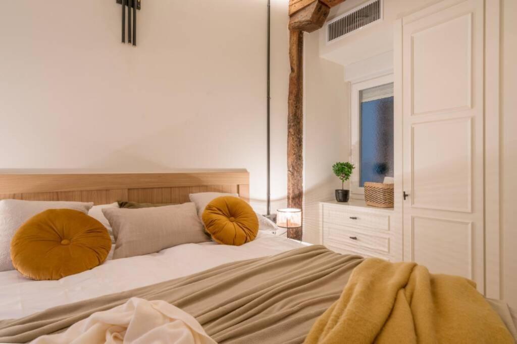Rustic Bilbao Apartment Exterior photo
